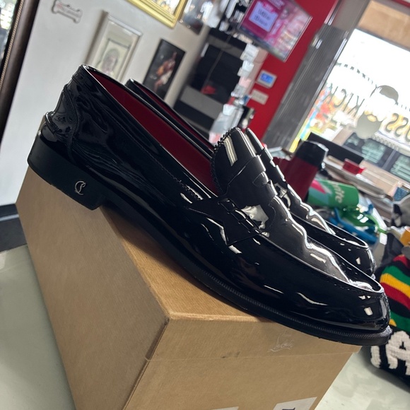 CHRISTIAN LOUBOUTIN Penny Flat Black Patent Leather Loafers SZ 46 Pre Owned Used - Picture 1 of 16
